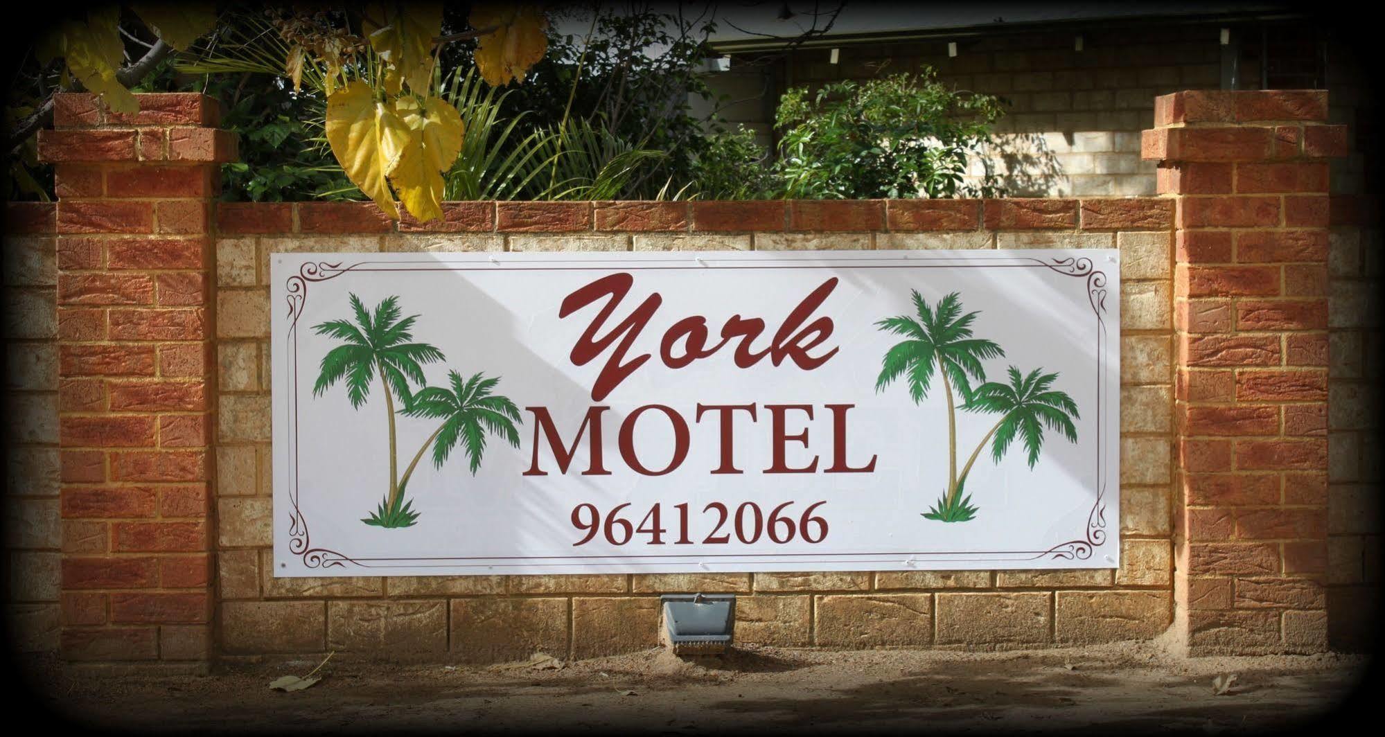 York'S Boutique Motel Luaran gambar